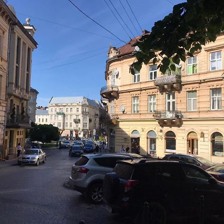 Apartments On Shevchenko Avenue Львів Екстер'єр фото