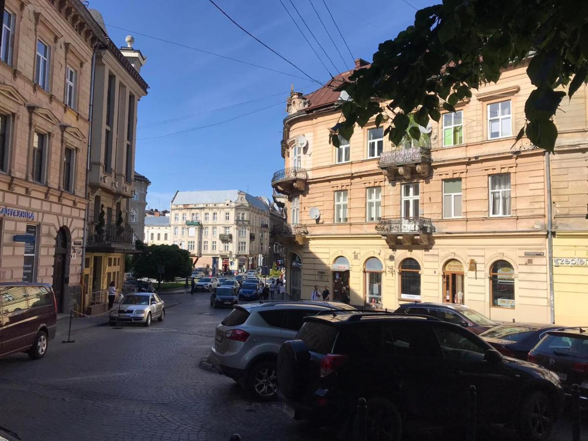 Apartments On Shevchenko Avenue Львів Екстер'єр фото